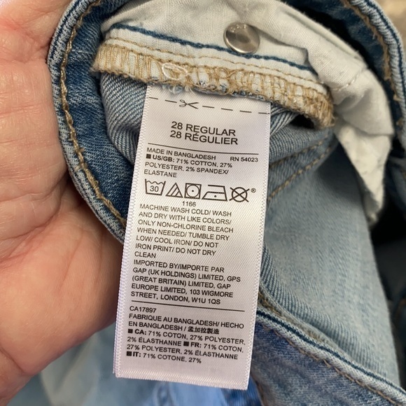 Gap‎ - Picture 5 of 7